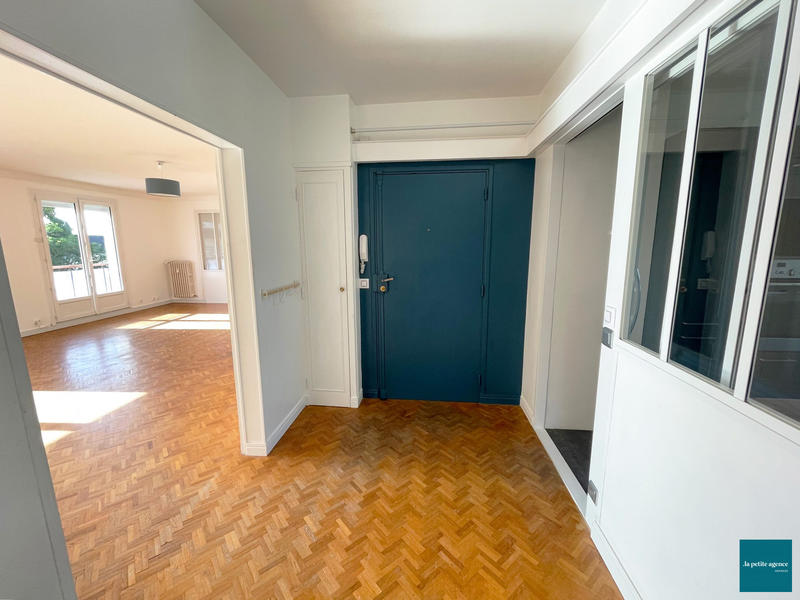 Appartement - 127 m² - 6 pièces