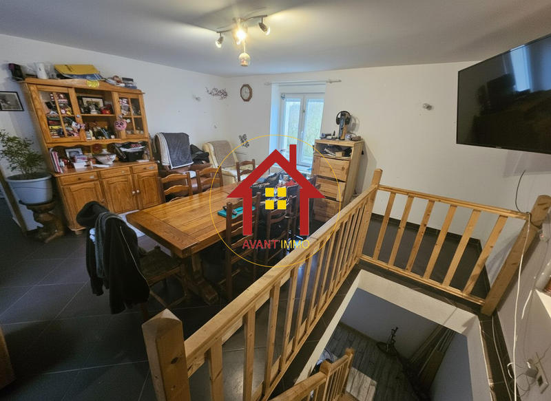 Maison - 108 m² - 8 pièces