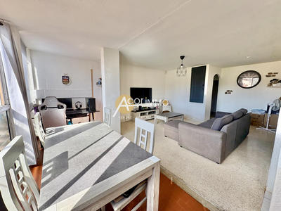 Appartement - 75 m² - 3 pièces