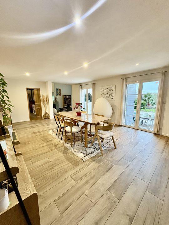 Villa - 225 m² - 7 pièces