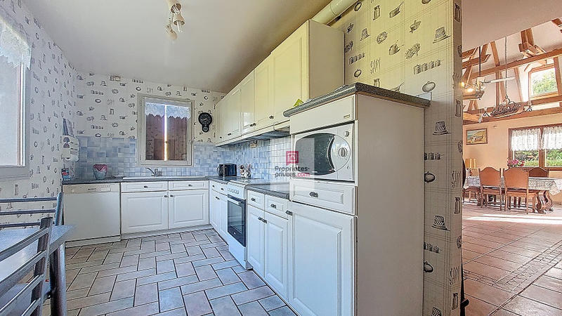 Maison - 183 m² - 5 pièces