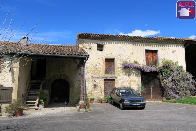 Maison - 224 m² - 6 pièces