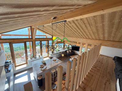 Châlet - 228 m² - 9 pièces