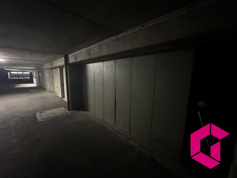 Appartement - 100 m² - 5 pièces