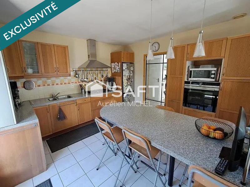 Maison - 170 m² - 7 pièces