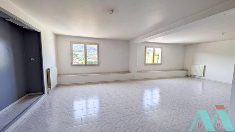 Appartement - 175 m² - 5 pièces