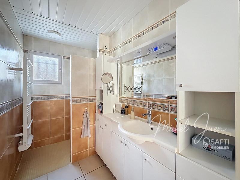 Maison - 140 m² - 5 pièces