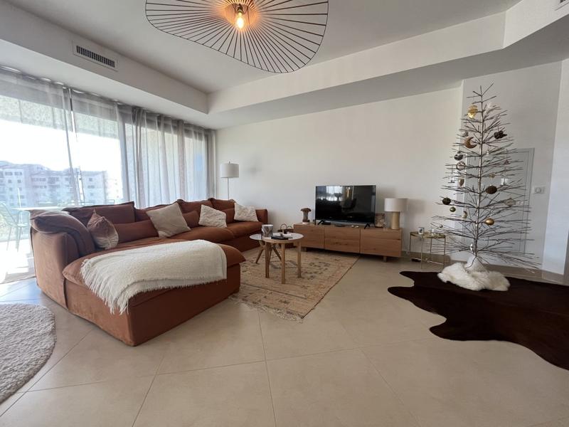 Appartement - 109 m² - 4 pièces