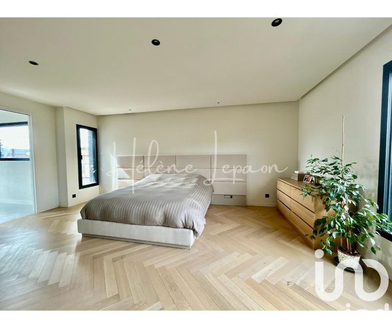 Maison de maîtres - 234 m² - 8 pièces