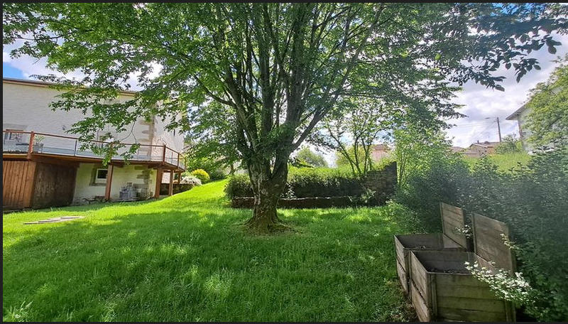 Maison - 205 m² - 7 pièces