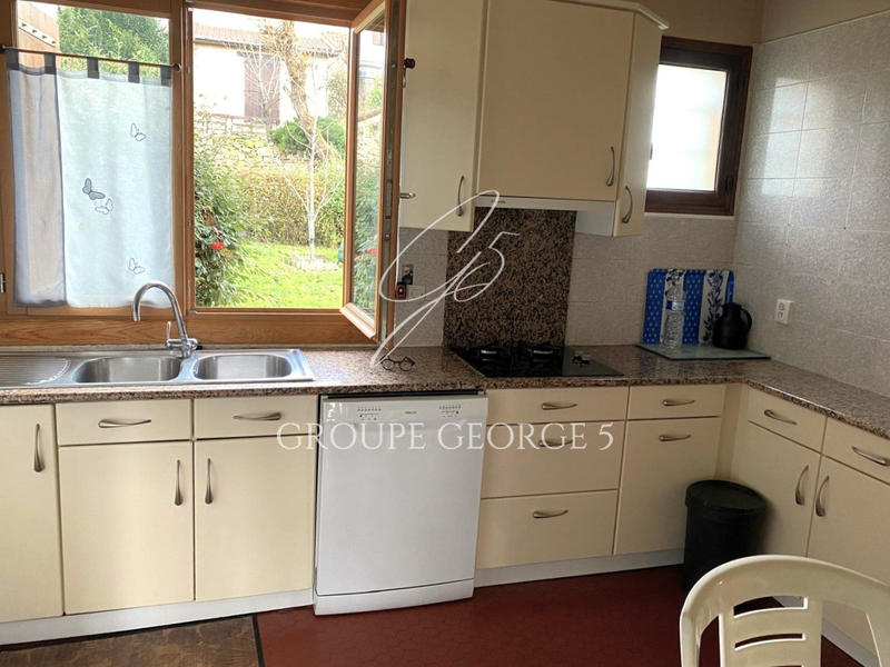 Maison - 135 m² - 5 pièces