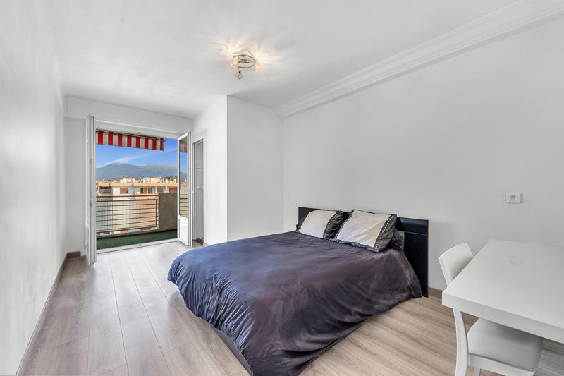 Appartement - 85 m² - 4 pièces