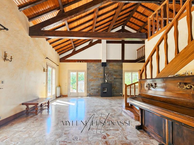 Maison - 168 m² - 4 pièces