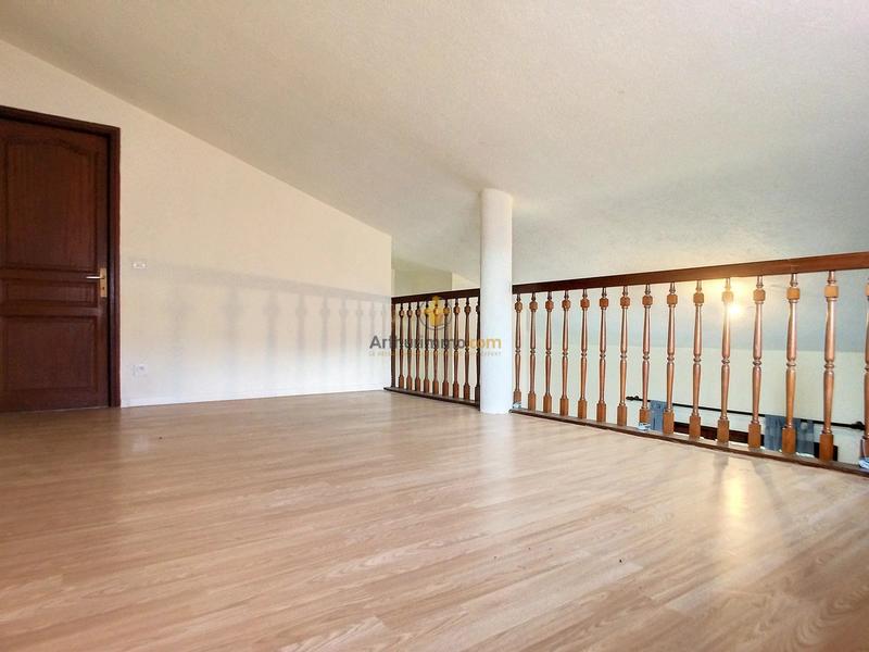 Maison - 151 m² - 7 pièces