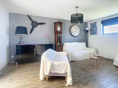 Maison - 121 m² - 5 pièces