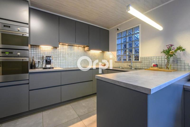 Maison - 148 m² - 7 pièces