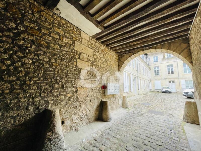 Appartement - 106 m² - 4 pièces