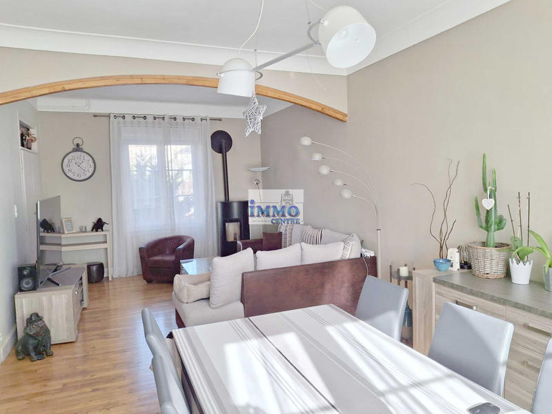 Maison - 95 m² - 4 pièces