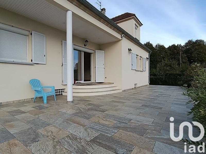 Maison - 298 m² - 8 pièces