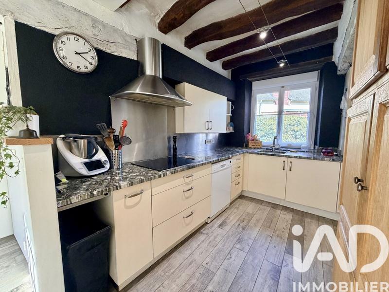 Maison - 140 m² - 8 pièces