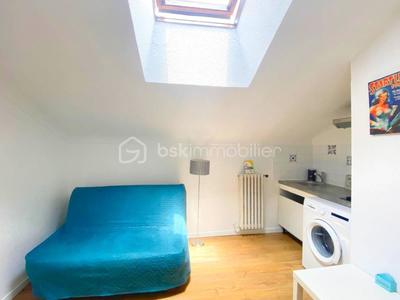 Studio - 11 m² - 1 pièce