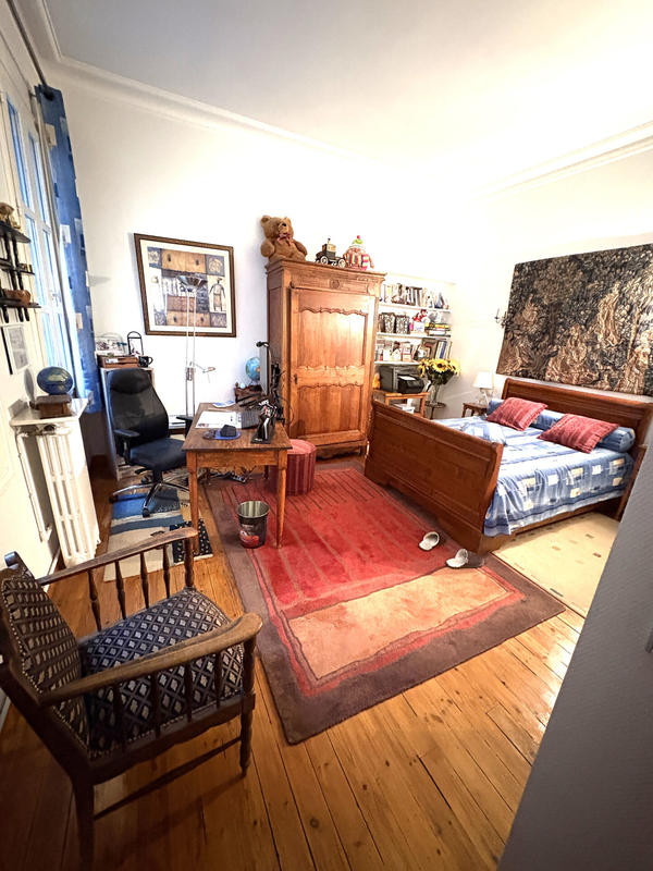 Appartement - 168 m² - 5 pièces