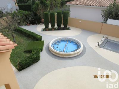 Maison - 200 m² - 9 pièces