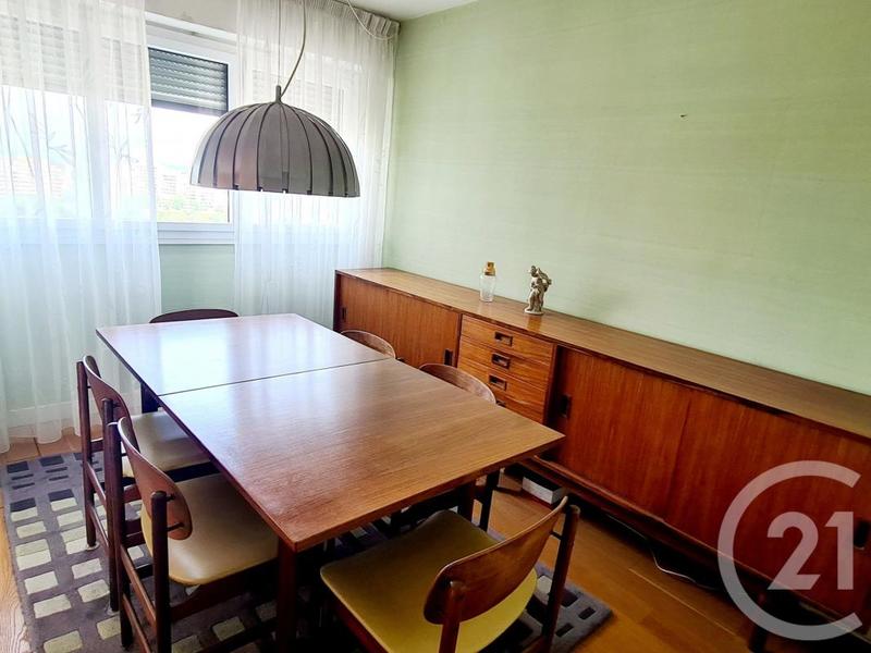 Appartement - 75 m² - 4 pièces