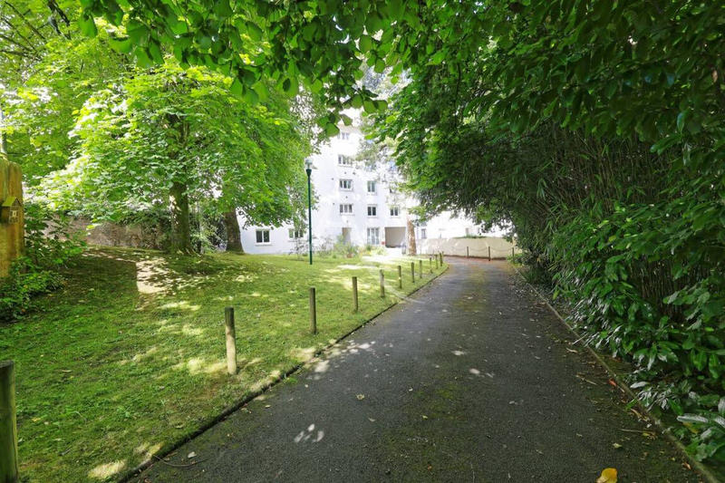 Appartement - 79 m² - 4 pièces