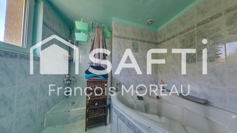 Maison - 180 m² - 6 pièces