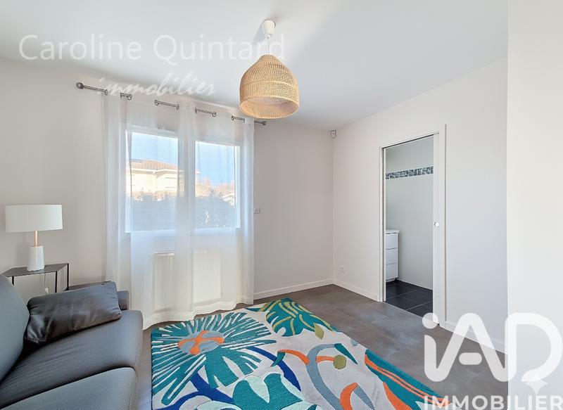 Maison - 202 m² - 5 pièces