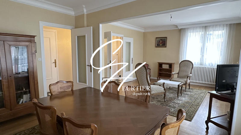 Appartement - 88 m² - 3 pièces