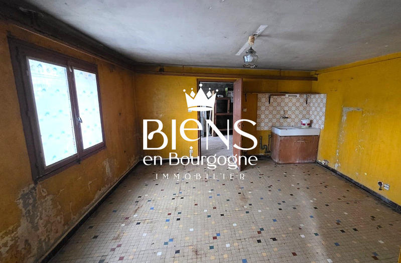 Maison - 94 m² - 6 pièces