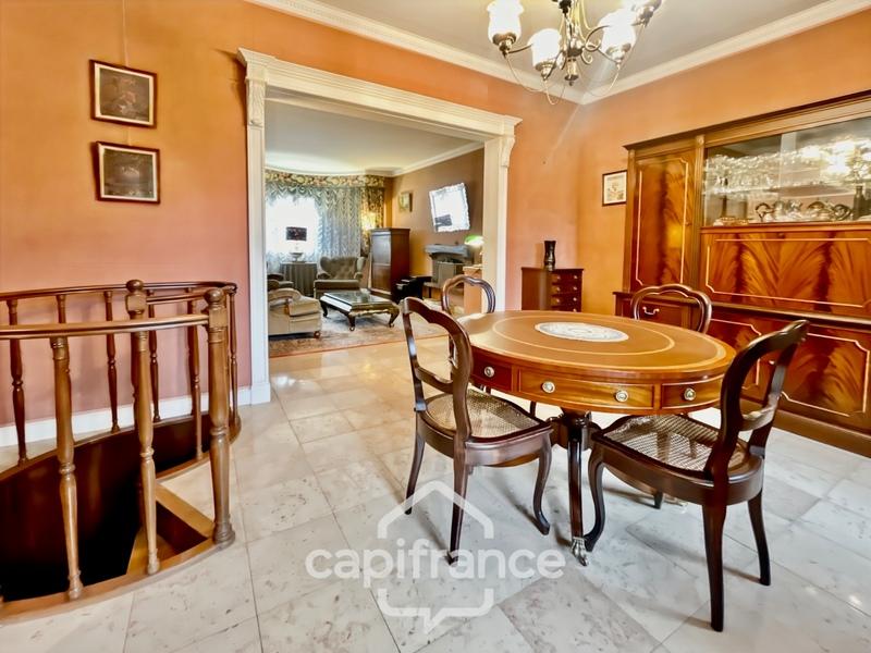 Maison - 115 m² - 6 pièces