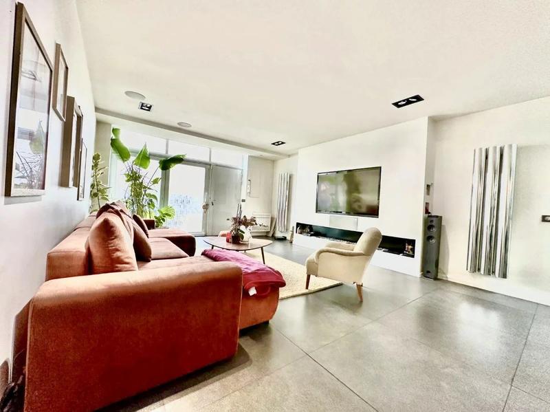 Appartement - 122 m² - 4 pièces