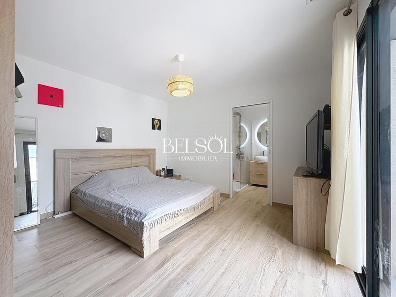 Maison contemporaine - 186 m² - 6 pièces