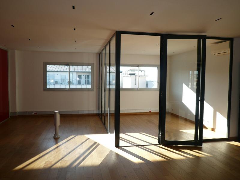 Bureau - 93 m² - 4 pièces