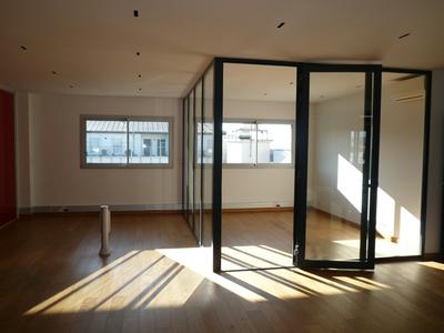 Bureau - 93 m² - 4 pièces