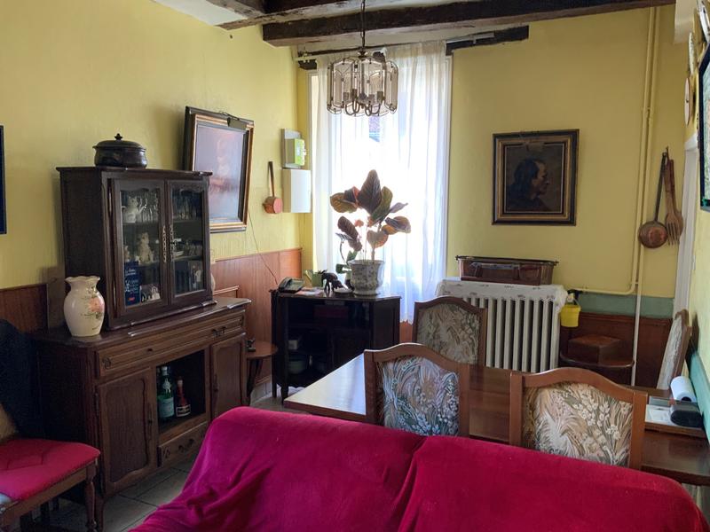 Maison - 93 m² - 4 pièces