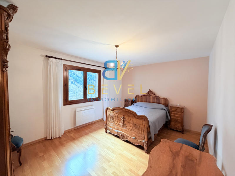 Maison - 147 m² - 6 pièces