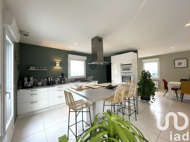 Maison - 120 m² - 5 pièces