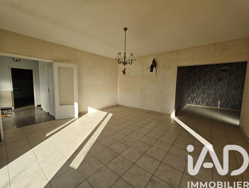 Maison - 194 m² - 9 pièces
