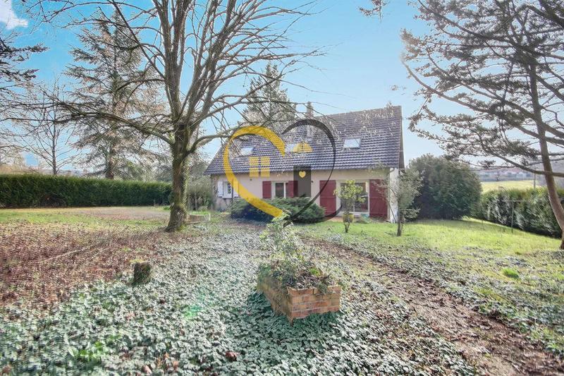 Maison de village - 158 m² - 5 pièces