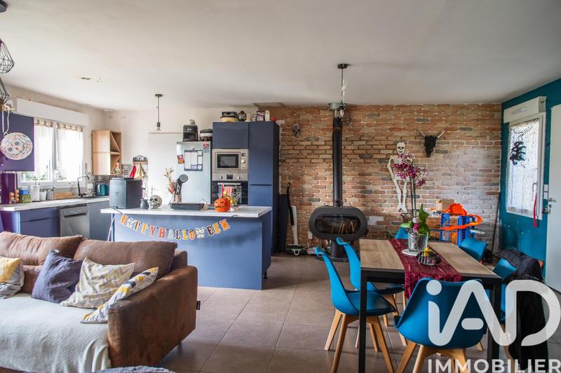 Maison - 98 m² - 5 pièces