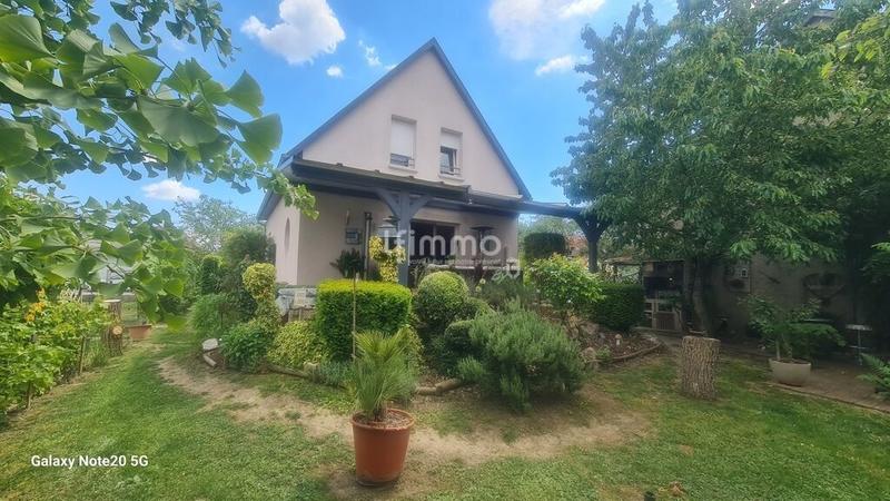 Maison - 102 m² - 4 pièces