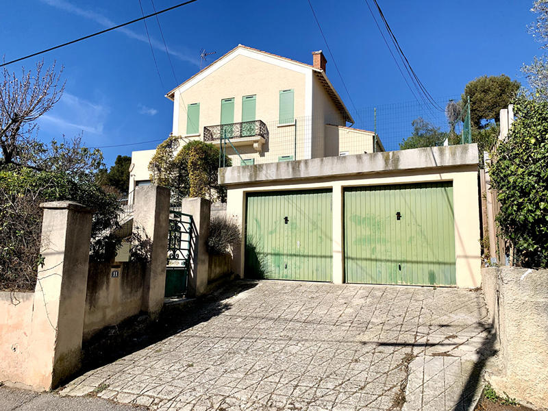 Maison - 150 m² - 9 pièces