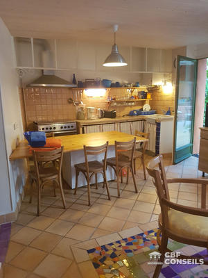 Maison ancienne - 260 m² - 14 pièces