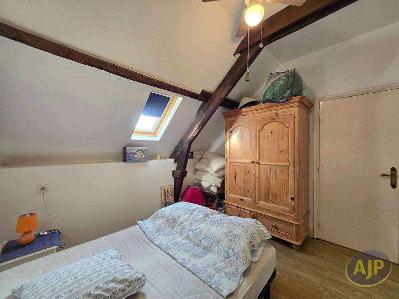 Maison - 111 m² - 6 pièces