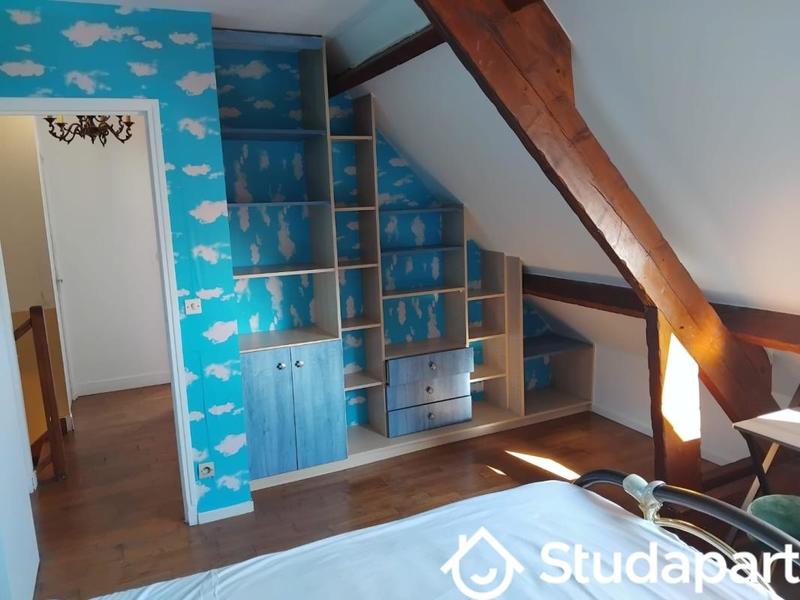 Chambre - 10 m² - 1 pièce