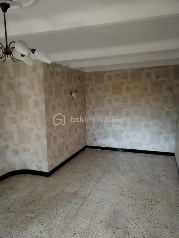 Mas - 200 m² - 8 pièces